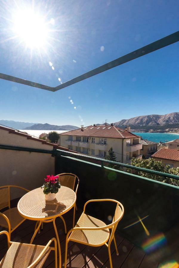 Apartments Ddd Baška Esterno foto